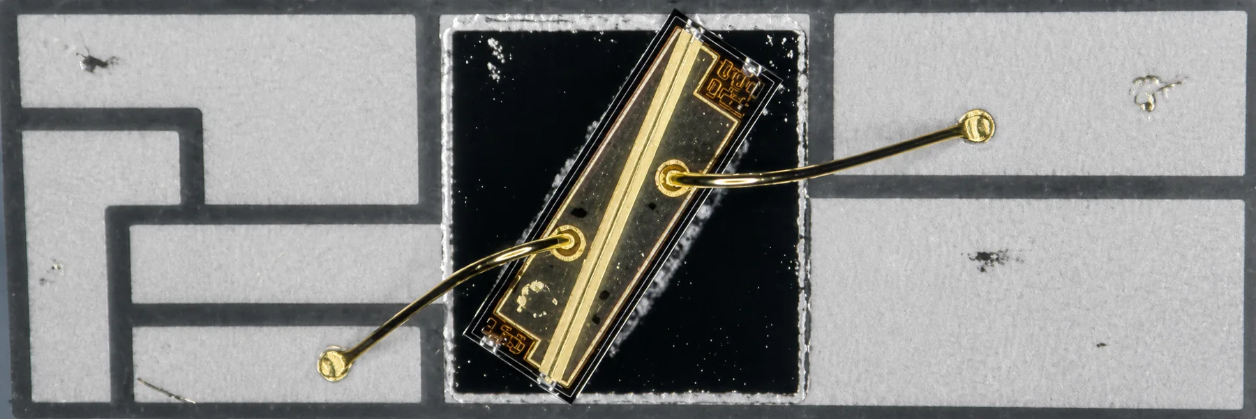 SOA chip COC real product photograph